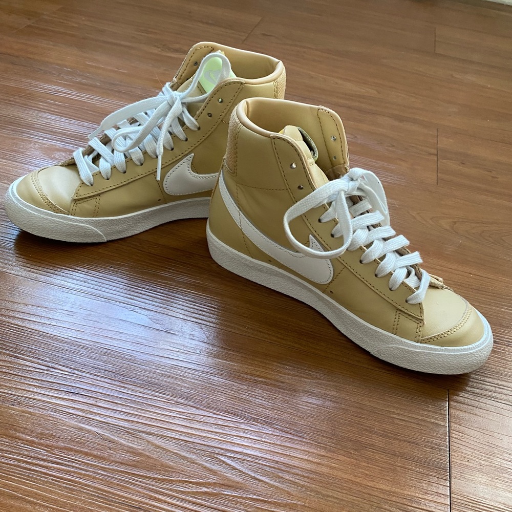 Nike Blazer Mid ‘77